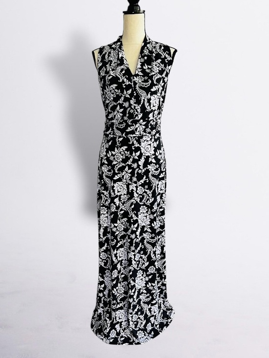 White House Black Market Dresses & Skirts - White House Black Market Floral Maxi Dress